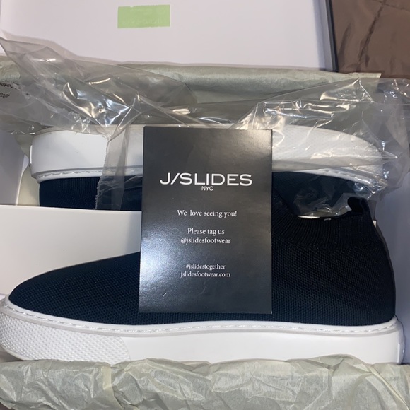 J/Slides Shoe Sneaker - Picture 12 of 12